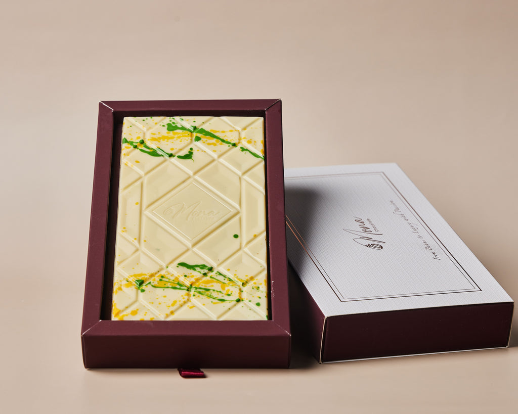 Pistachio Kunafa White Chocolate Bar 