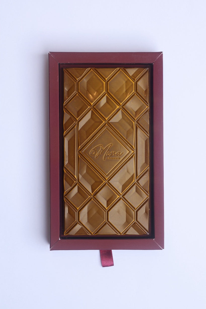 Caramalized Pistachio Dark Chocolate Bar